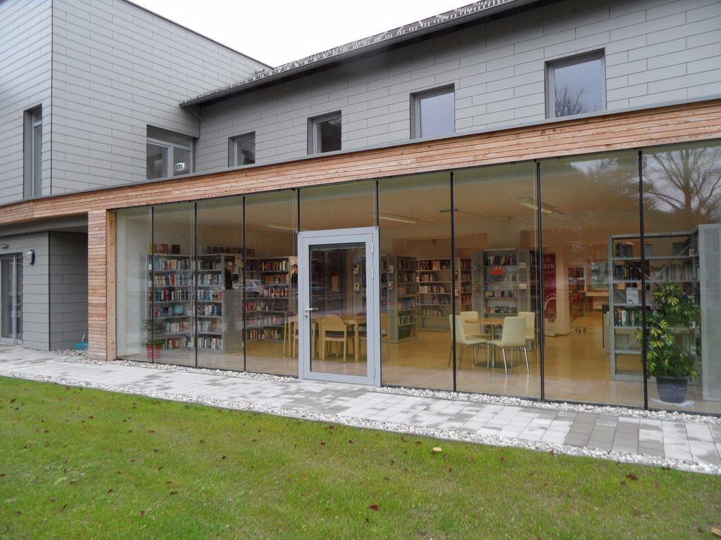 Außenansicht Bibliothek Dellach im Drautal